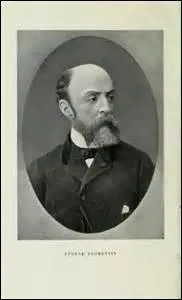 Je nais le 24 octobre 1820  La Rochelle (Charente-Maritime) o je dcde le 27 aot 1876. Artiste-peintre faisant partie du mouvement  orientaliste , on me doit des uvres comme  Chasse  la gazelle  (1857) ou  Voleurs de nuit  (1867). Je me nomme :