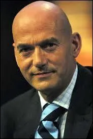 Mai : Pim Fortuyn tait un homme politique d'extrme-droite qui a t assassin par un militant cologiste. Dans quel pays est-ce arriv ?