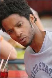 Qu'offre Raphal  Victoria ?