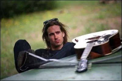 Avec qui Alexis trompe-t-il Soraya?