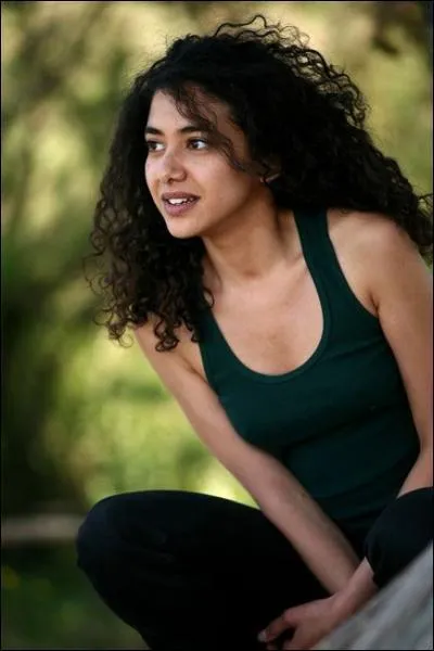 Soraya est en France pour faire ...