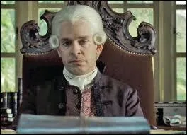 Qui est le doubleur de cette personne (sur l'image) ?