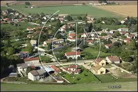 Voici la ville de Tignieu-Jameyzieux (dpartement n38) vue du ciel. A votre avis, quelle est la bonne rponse ?