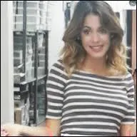 Comment s'appelle la chanson 'En mi mundo' en italien ?