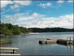 Voici une photo du lac Manitoba, o se situe-t-il ?
