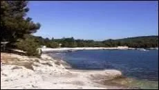 A quelle ville cette plage appartient-elle ?