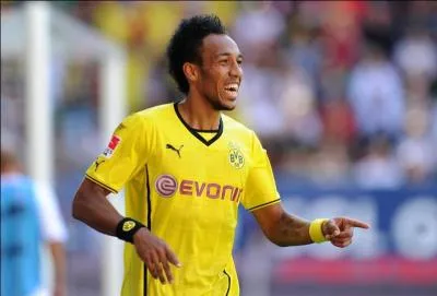 Quand ce club a-t-il mis fin  son prt ?