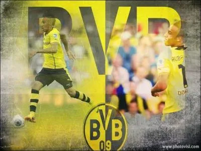 Un soir, des cambrioleurs se sont introduits chez PEA. Sais-tu combien de voitures ils ont voles ?