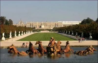 O s'est droul le serment du Jeu de Paume qui a rassembl les dputs du tiers tat en 1789 ?