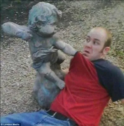 L'une de ces chansons traite de la boxe !