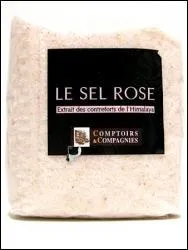 Ce produit est dsormais  la mode, il s'agit du sel rose de l'Himalaya. Soyez vigilant et responsable, car ce sont souvent des enfants qui travaillent dans les mines de sel. D'o lui vient sa jolie teinte ?