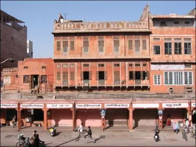 Ceci est un paysage de la ville franaise surnomme  La ville rose ,  cause de l'usage de la brique en terre cuite. C'est Toulouse, qui se trouve dans quel dpartement ?