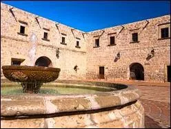 La ville de Morelia est  la ville aux pierres roses . Auparavant dnomme Valladolid, situe dans un pays chaud, o la trouve-t-on ?