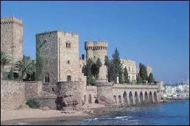 Je vous emmne  Mandelieu-la-Napoule (rgion P. A. C. A). La ville se situe dans le dpartement n...