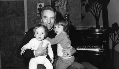 Quel tait le nom de l'mission de varits d'Albert Raisner ?