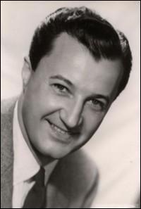 Quel est le nom de l'homme qui a enregistr la chanson  Marchal, nous voil  ? Cette chanson servira  faire de la propagande vichyste.