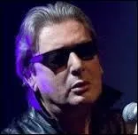  ... tourne autour du nid dcidment indcis.  