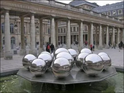 Pour quelles oeuvres est connu Paul Bury ?