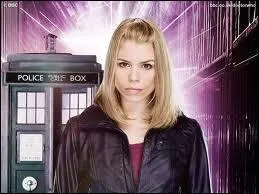 Qui joue le rle de Rose Tyler ?