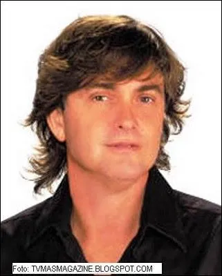 Quelle mission produit son pre au Paraguay ?