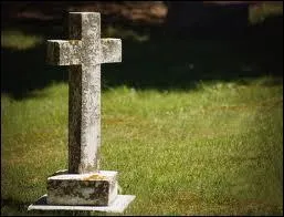 Que se passe-t-il aprs l'enterrement de l'une d'elles ? (saison 1)