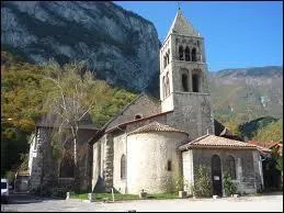 Cette glise est  voir  Sassenage (rgion Rhne-Alpes). D'aprs-vous, quelle est la bonne rponse ?