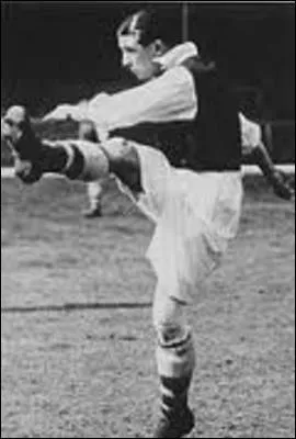 Qui est cette lgende du football ?