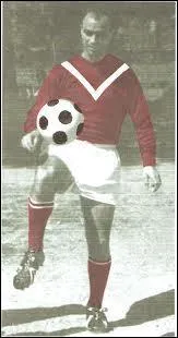 Qui est cette lgende du football ?