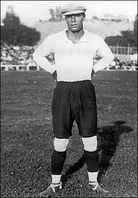 Qui est cette lgende du football ?