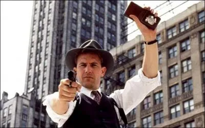 Kevin Costner fut ce mme personnage clbre dans un film titr  Les incorruptibles  (en VO, The untouchables ). Qui a ralis ce film, qui fut notamment remarqu pour la scne hommage du landau dans l'escalier (en rfrence  Eisenstein, Le Cuirass Potemkine) ?
