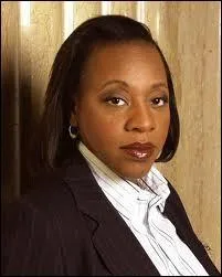 Dans cette srie consacre  un certain type d'enqutes du FBI, Marianne Jean-Baptiste joue l'agent Vivian Johnson. Quelle est cette srie ?