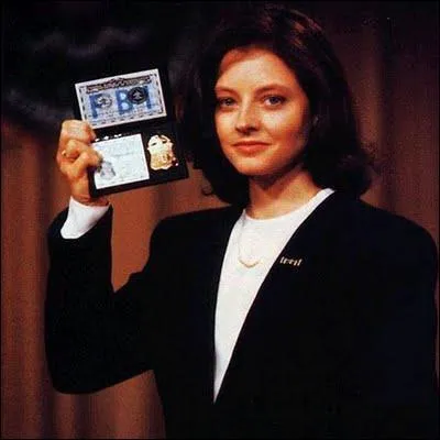 Jodie Foster est sans doute l'agent du FBI le plus connu, rien que sa scne d'ouverture du film est devenue culte. Dans ce film, Le silence des agneaux, elle se sert d'un ancien criminel trs dangereux et pervers pour rsoudre une enqute. Quel est le nom de l'agent qu'elle interprte ?