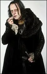 Comment meurt Grima  langue de serpent  dans le film ?