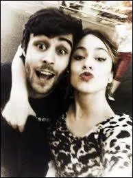 Avec qui   Martina Stoessel   voudrais sortir ?