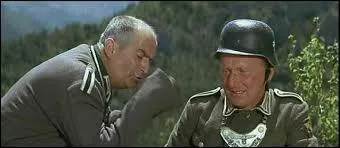 Troisime film culte :  La Grande Vadrouille . Quel mtier exerce Augustin Bouvier au dbut du film ?