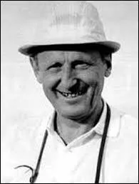 Bourvil... mais Bourvil n'est pas son vrai nom ! Quel est son vrai nom ?