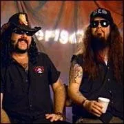 Quels membres taient frres?