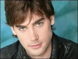 Dans quelle saison voit-on Chris ? (3 rponses)