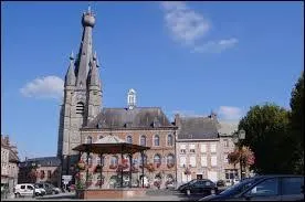 Pour finir, je vous emmne  Solre-le-Chteau (rgion Nord-Pas-de-Calais). La commune se situe dans le dpartement ...