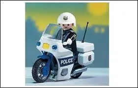 Qui est-ce sur la moto ?