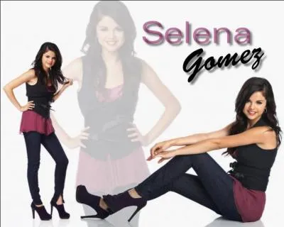 Comment s'appelle le groupe avec lequel jouait Selena ?
