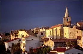 Je vous emmne  la dcouverte de Saint-Mitre-les-Remparts (rgion P. A. C. A). Nous nous rendons dans le dpartement n...