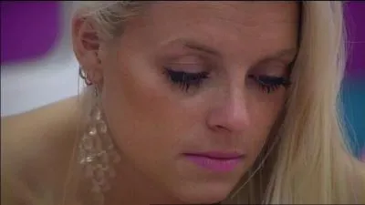 Alexia est-elle aveugle par l'amour ?