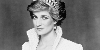 Où la Princesse Diana disparait-elle tragiquement le 31 août 1997 ?