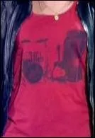 Détail vestimentaire pour quelle chanson ?