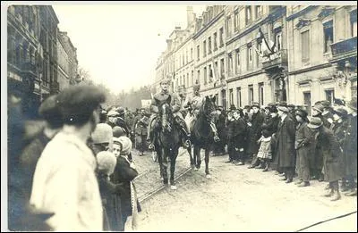 Le 2 aot 1914, un dirigeant s'est oppos au passage des troupes allemandes sur le territoire de son pays. De qui s'agit-il ?