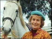 Comment s'appelle cette dame et qui est-elle ?