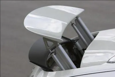 A 218 km/h,  quel angle se positionne l'aileron arrire ?