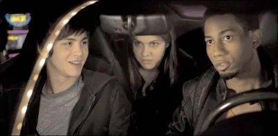 Pourquoi Percy va-t-il dsobir  Chiron et quitter le Camp ?