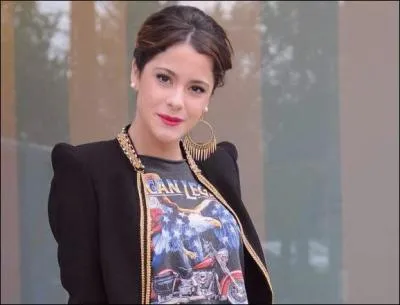 Comment s'appelle-t-elle sur Twitter ?